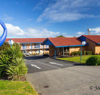 Blue Whale Motor Inn  Apartments - Australia Shopping