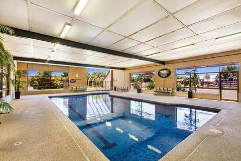 Lakeside Country Club - Accommodation Australia 2