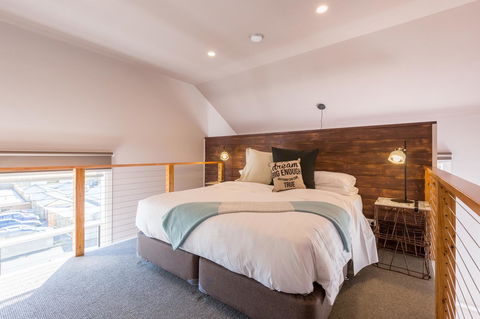 The Old Mechanics - Accommodation Australia 12