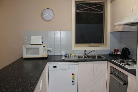 Australian Home Away @ Box Hill 2 Bedroom - Accommodation Australia 8