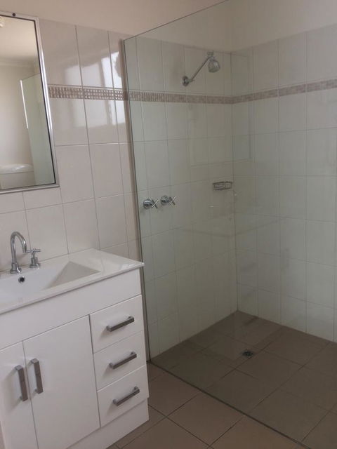 Ambassador Motor Inn - Accommodation Australia 28