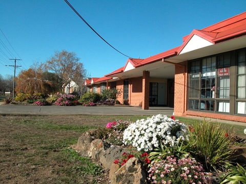 Ambassador Motor Inn - Accommodation Australia 36