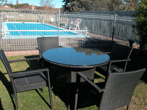 Ambassador Motor Inn - Accommodation Australia 40