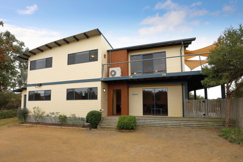 Via Nuova - Australia Shopping 0