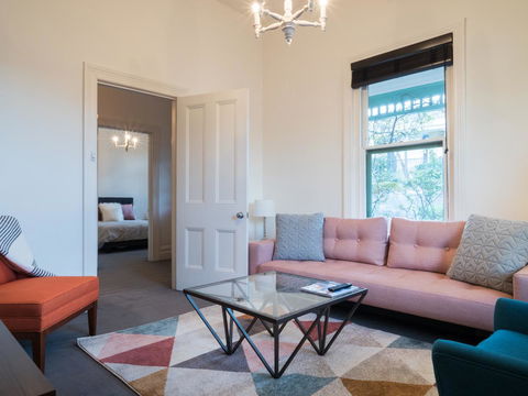 LittleStay Airlie - 2 Bedroom House - Australia Shopping 10