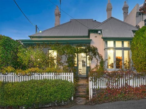LittleStay Airlie - 2 Bedroom House - Australia Shopping 2
