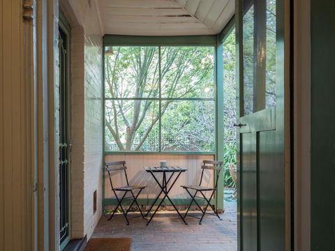 LittleStay Airlie - 2 Bedroom House - Australia Shopping 36