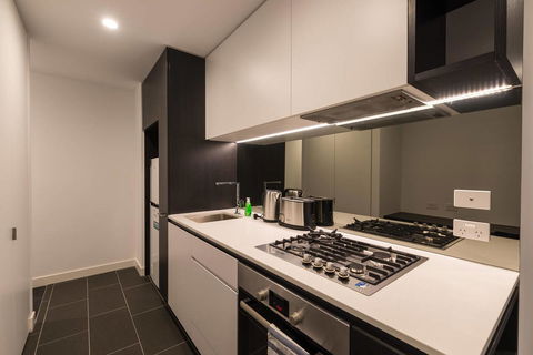 Astrina 2 Bed 2 Bath Apartment - Accommodation Australia 3