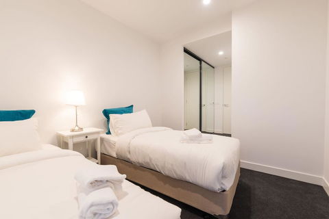 Astrina 2 Bed 2 Bath Apartment - Accommodation Australia 6