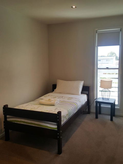 104 On Merri Apartments - Australia Shopping 24