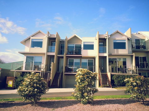 104 On Merri Apartments - Australia Shopping 11