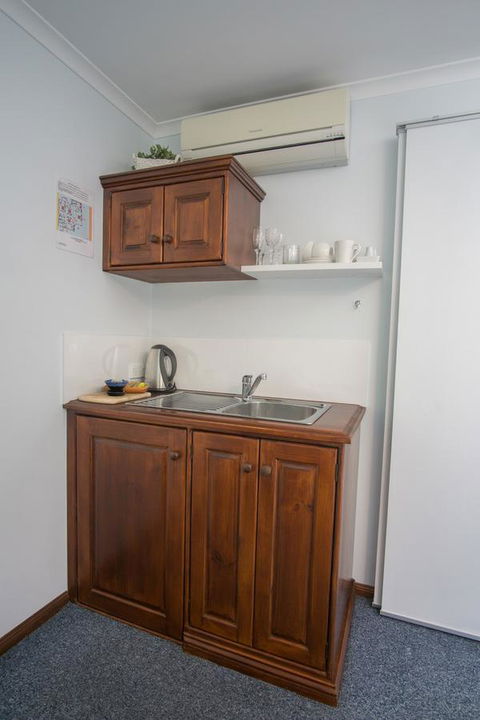 Debbie\'s Place - Local Tourism 1