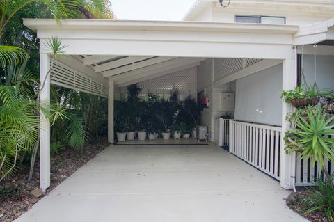 Debbie\'s Place - Local Tourism 24