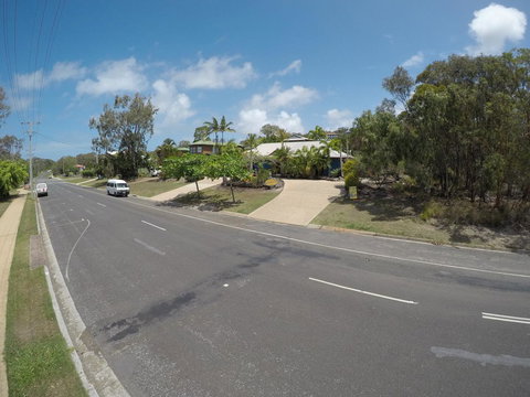 Cool Bananas Backpackers - Australia Shopping 1