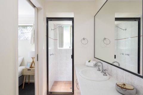 Rainbow Getaway Holiday Apartments - Accommodation Australia 8