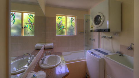 Rainbow Getaway Holiday Apartments - Accommodation Australia 29