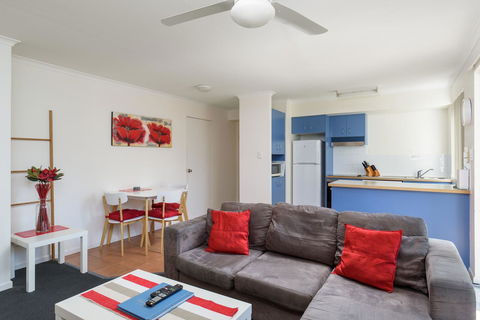 Rainbow Getaway Holiday Apartments - Accommodation Australia 6