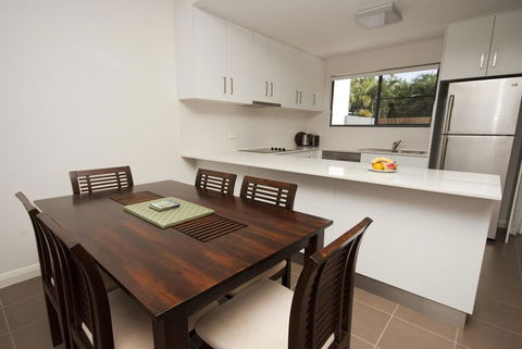 Woodville Beach Townhouse 6 - Accommodation Australia 7