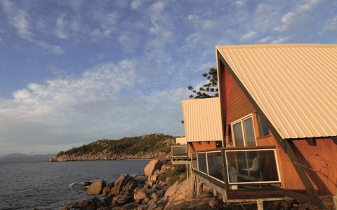 Nomads Magnetic Island - Accommodation Australia 0