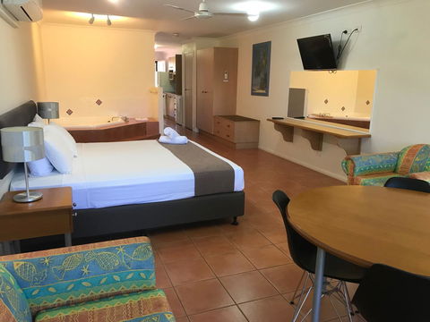 Coral Cove Resort - Accommodation Australia 8