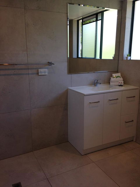 Chez Noosa Resort Motel - Local Tourism 11