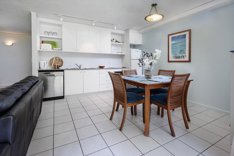Coloured Sands - Rainbow Beach Resort - 5 Mins To Beach - Accommodation Australia 3