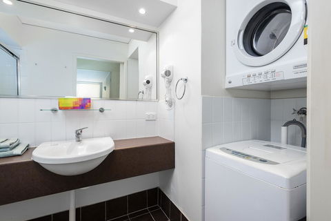Coloured Sands - Rainbow Beach Resort - 5 Mins To Beach - Accommodation Australia 10