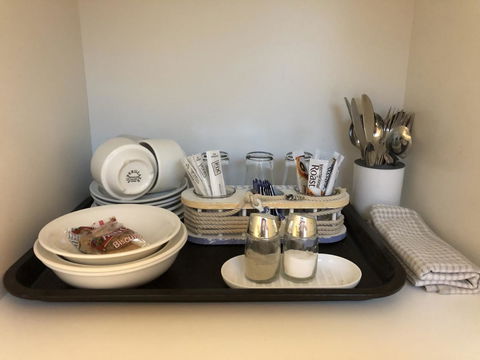 Bribie Island Hotel - Accommodation Australia 13