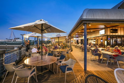 Nightcap At Kawana Waters Hotel - Accommodation Australia 20
