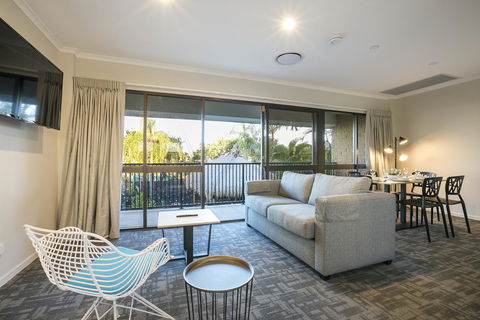 Nightcap At Kawana Waters Hotel - Accommodation Australia 2