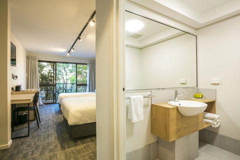 Nightcap At Kawana Waters Hotel - Accommodation Australia 31