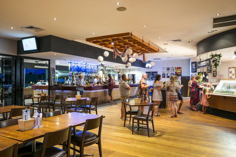 Nightcap At Kawana Waters Hotel - Accommodation Australia 16