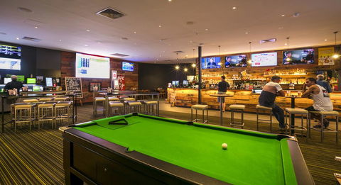 Nightcap At Kawana Waters Hotel - Accommodation Australia 6