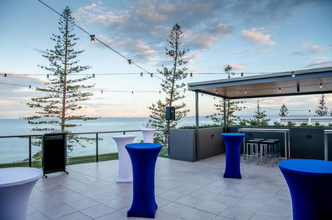 The Sebel Brisbane Margate Beach - Bed n Breakfasts 5
