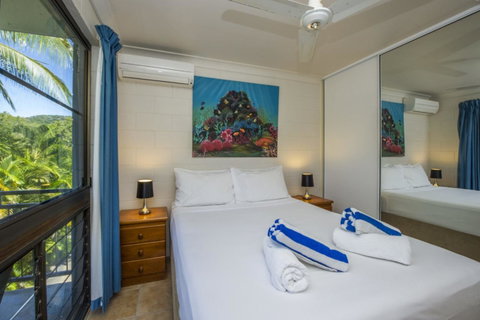 Magnetic North Apartment 1 - Accommodation Australia 8