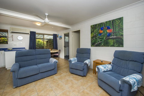 Magnetic North Apartment 1 - Accommodation Australia 4