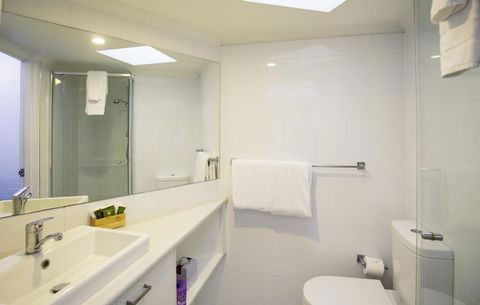 Ocean Breeze Resort - Accommodation Australia 9