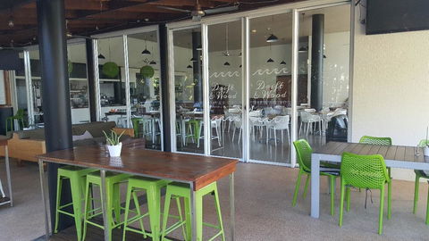 Sandcastles 1770 Motel & Resort - Australia Shopping 3