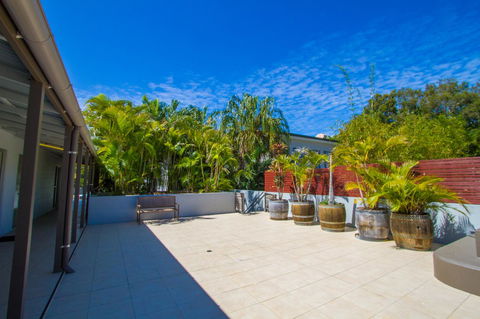 Sandcastles 1770 Motel & Resort - Australia Shopping 16