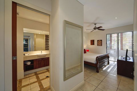 Sandcastles 1770 Motel & Resort - Australia Shopping 14