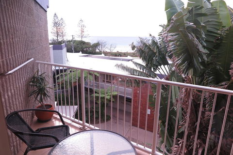 Northpoint Holiday Apartments - Australia Shopping 9