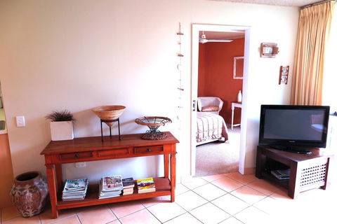 Northpoint Holiday Apartments - Australia Shopping 16