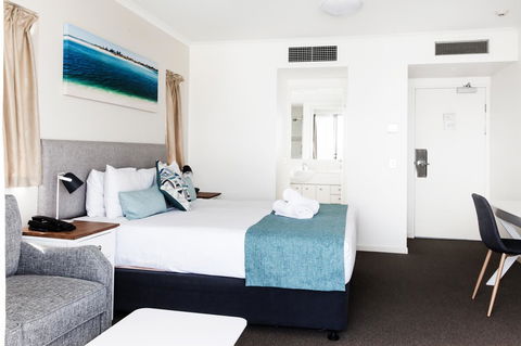 Ocean Views Resort Caloundra - Accommodation Australia 28