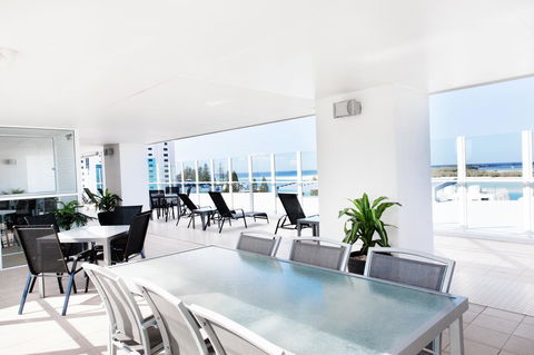 Ocean Views Resort Caloundra - Accommodation Australia 10