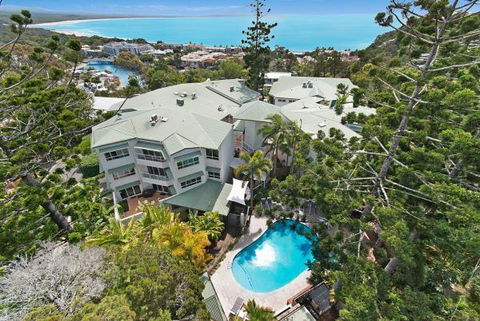The Lookout Resort Noosa - Bed n Breakfasts 0