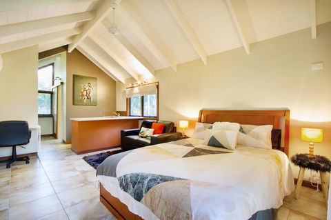 Airlie Beach Eco Cabins - Adults Only - Accommodation Australia 13