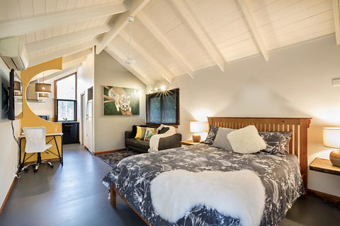 Airlie Beach Eco Cabins - Adults Only - Accommodation Australia 20