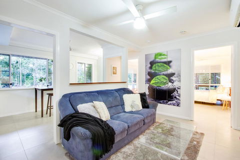 Airlie Beach Eco Cabins - Adults Only - Accommodation Australia 39