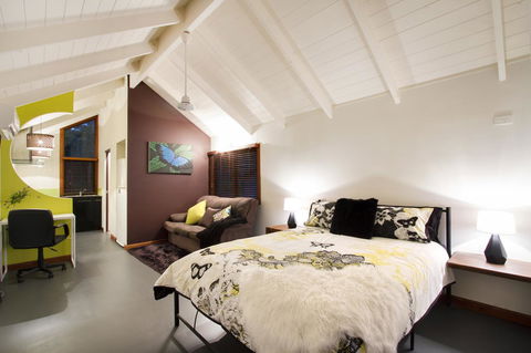 Airlie Beach Eco Cabins - Adults Only - Accommodation Australia 25