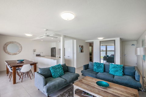 Noosa Harbour Resort - Accommodation Australia 23
